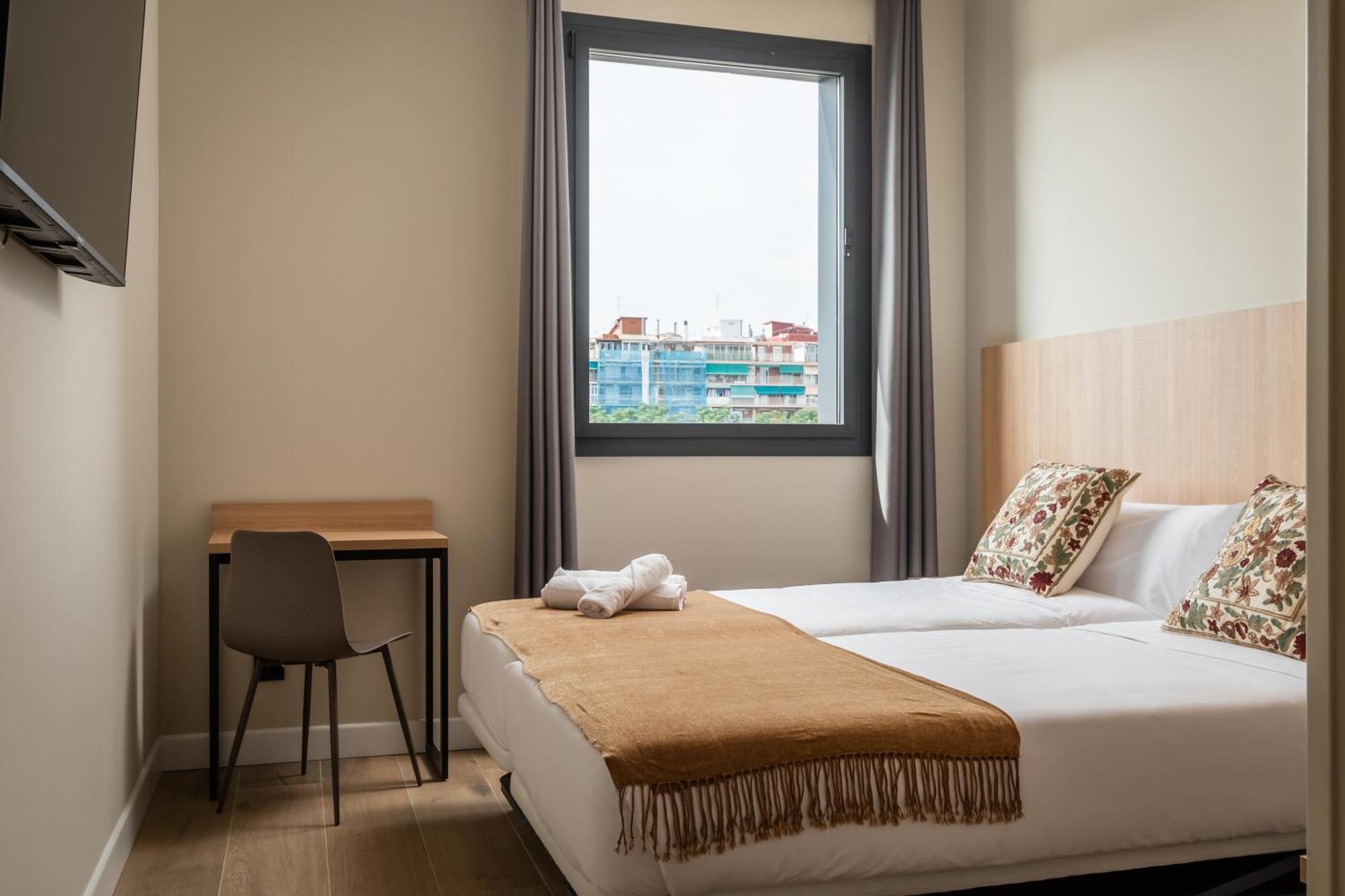 Aerohotel Barcelona Airport 24H Ел Прат де Льобрегат Екстериор снимка